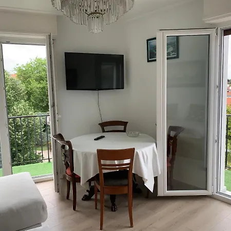 ático En Esquina Rodeado De Terrazas Todo Exterior Apartamento Hendaya